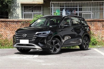 ​12万左右，这4款SUV比较实在，197马力油耗低至7.3L，打工族首选
