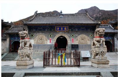 ​盘点龙泉寺出家的清华北大学子，有人能用九国语言讲解佛经