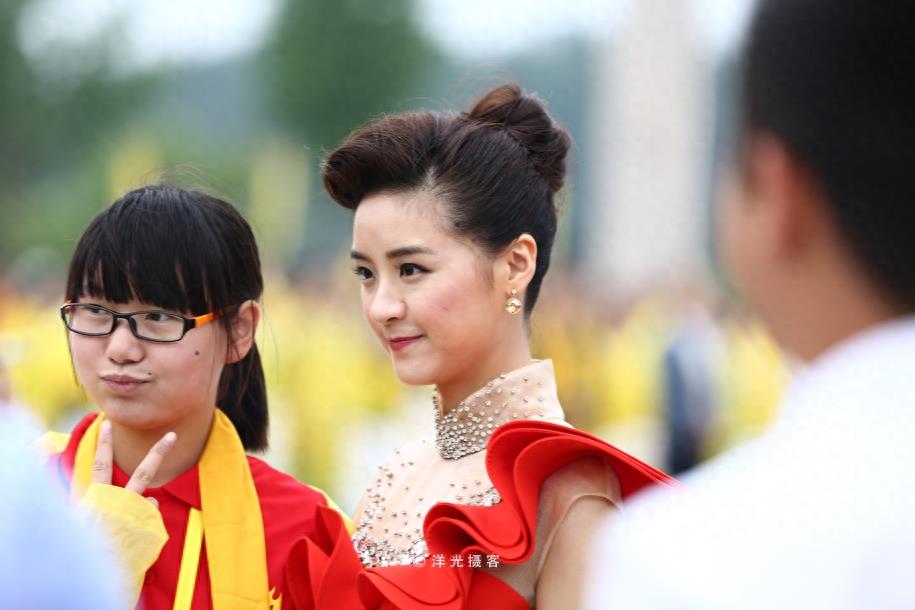 陈超:温婉灵动的湖北卫视女主持