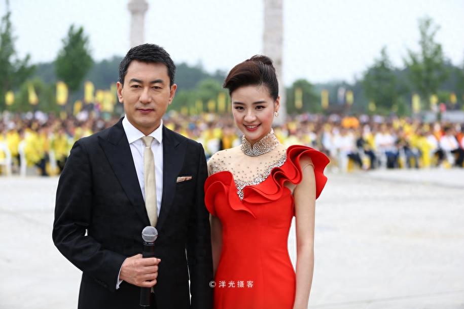 陈超:温婉灵动的湖北卫视女主持