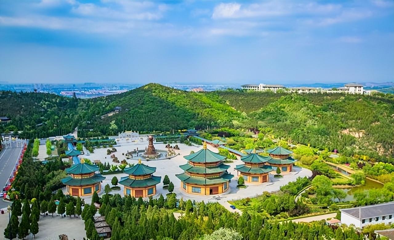 龙口和荣成哪个经济发展好(荣成和龙口哪个好)