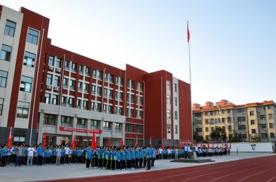 ​濮阳市有名的5所高中，市一高进河南前10，南乐一中也强
