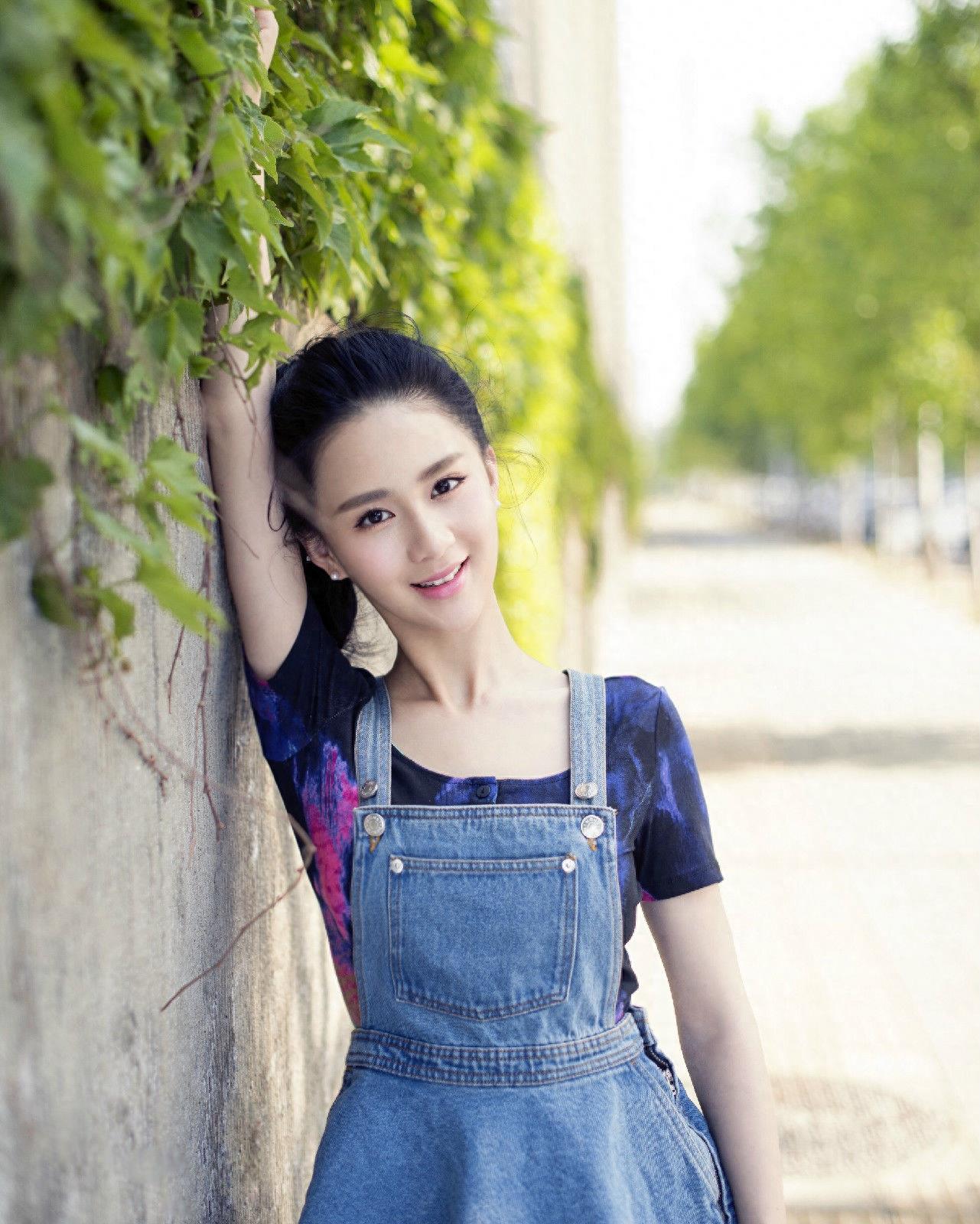 《微微一笑很倾城》的小雨妖妖,《醉玲珑》中饰演刘诗诗的妹妹