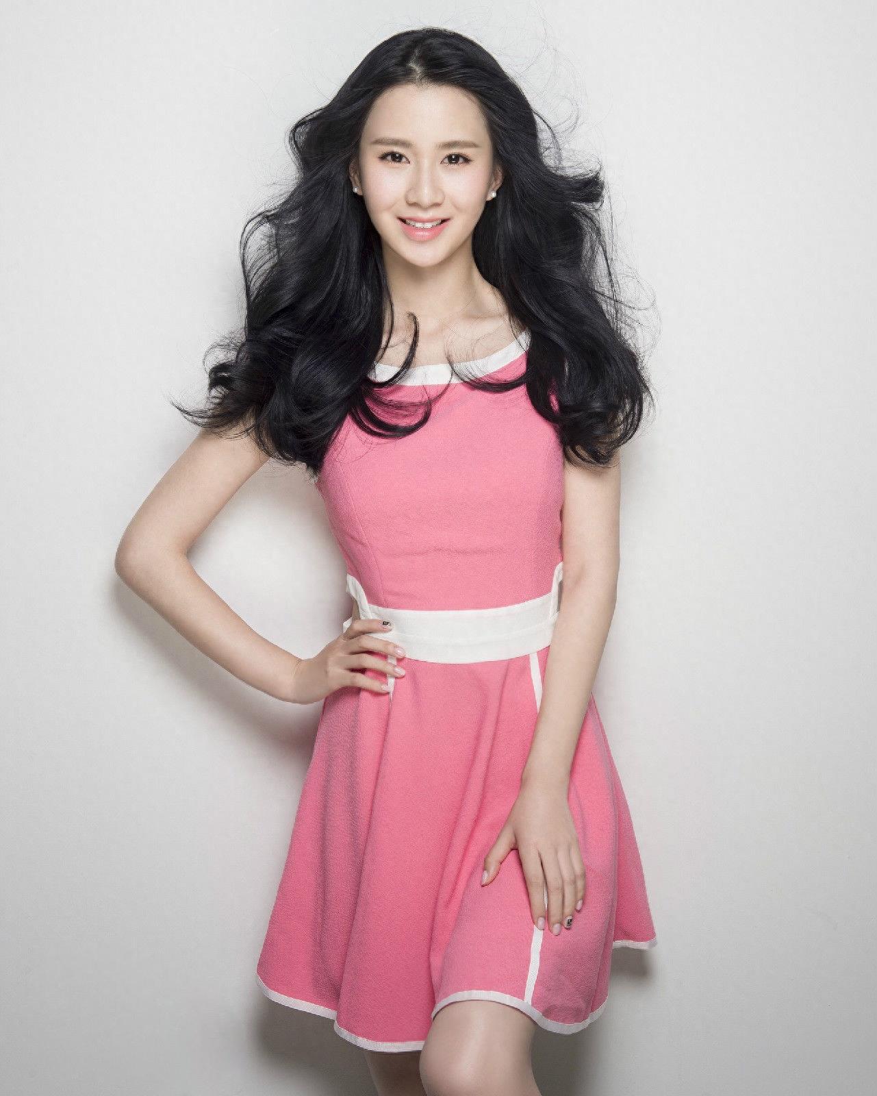《微微一笑很倾城》的小雨妖妖,《醉玲珑》中饰演刘诗诗的妹妹