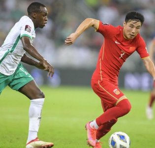 ​12强赛最新积分榜：国足1胜3负小组第5 沙特4连胜暂列头名 日本绝杀