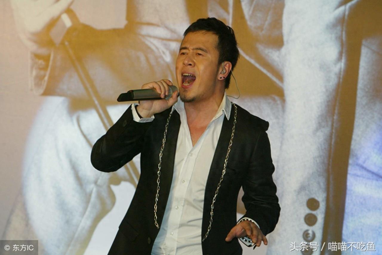 “一年开32场演唱会”的杨坤,现在怎样了?网友:无所谓!