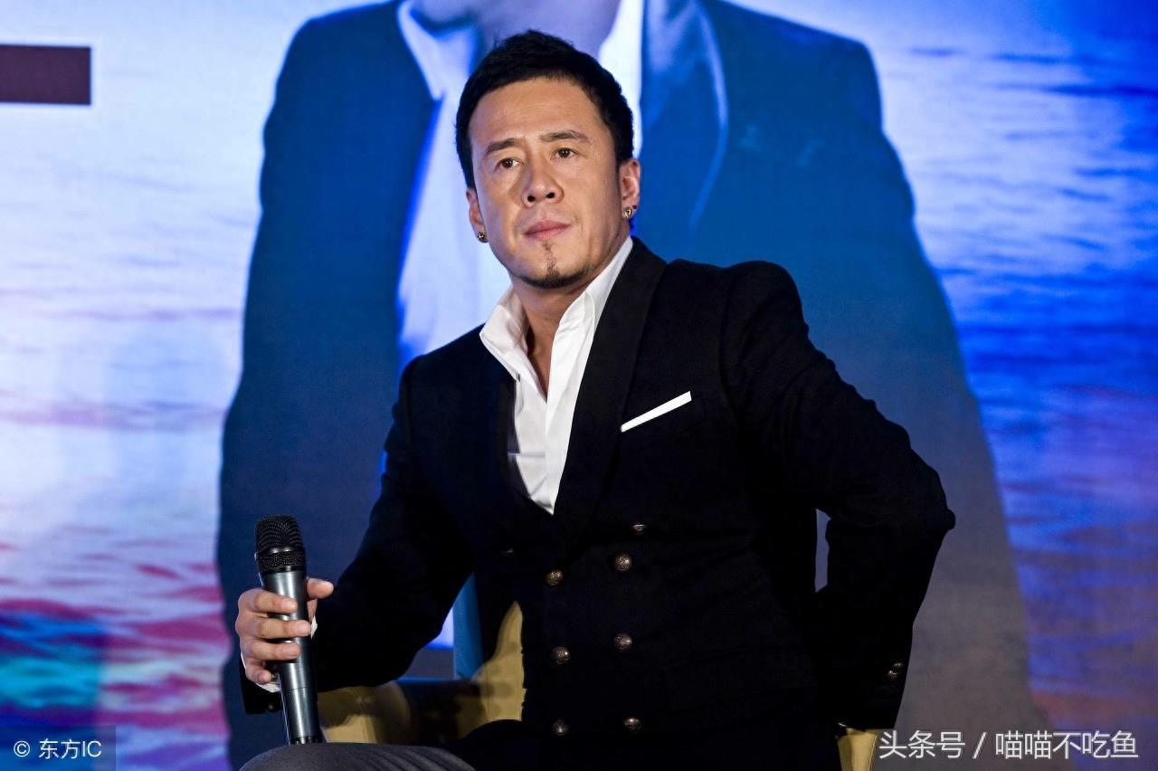 “一年开32场演唱会”的杨坤,现在怎样了?网友:无所谓!