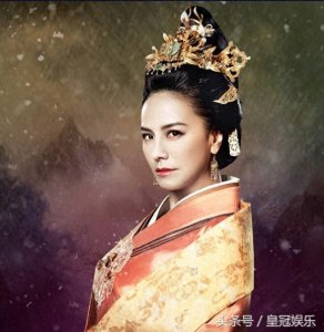 ​《锦绣未央》里的叱云柔，曾是豪门阔太，再婚后老公小她13岁