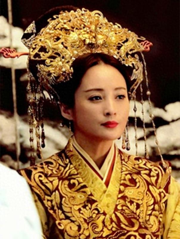 古装神话《海上牧云记》剧照,华服与美颜让此剧更养眼
