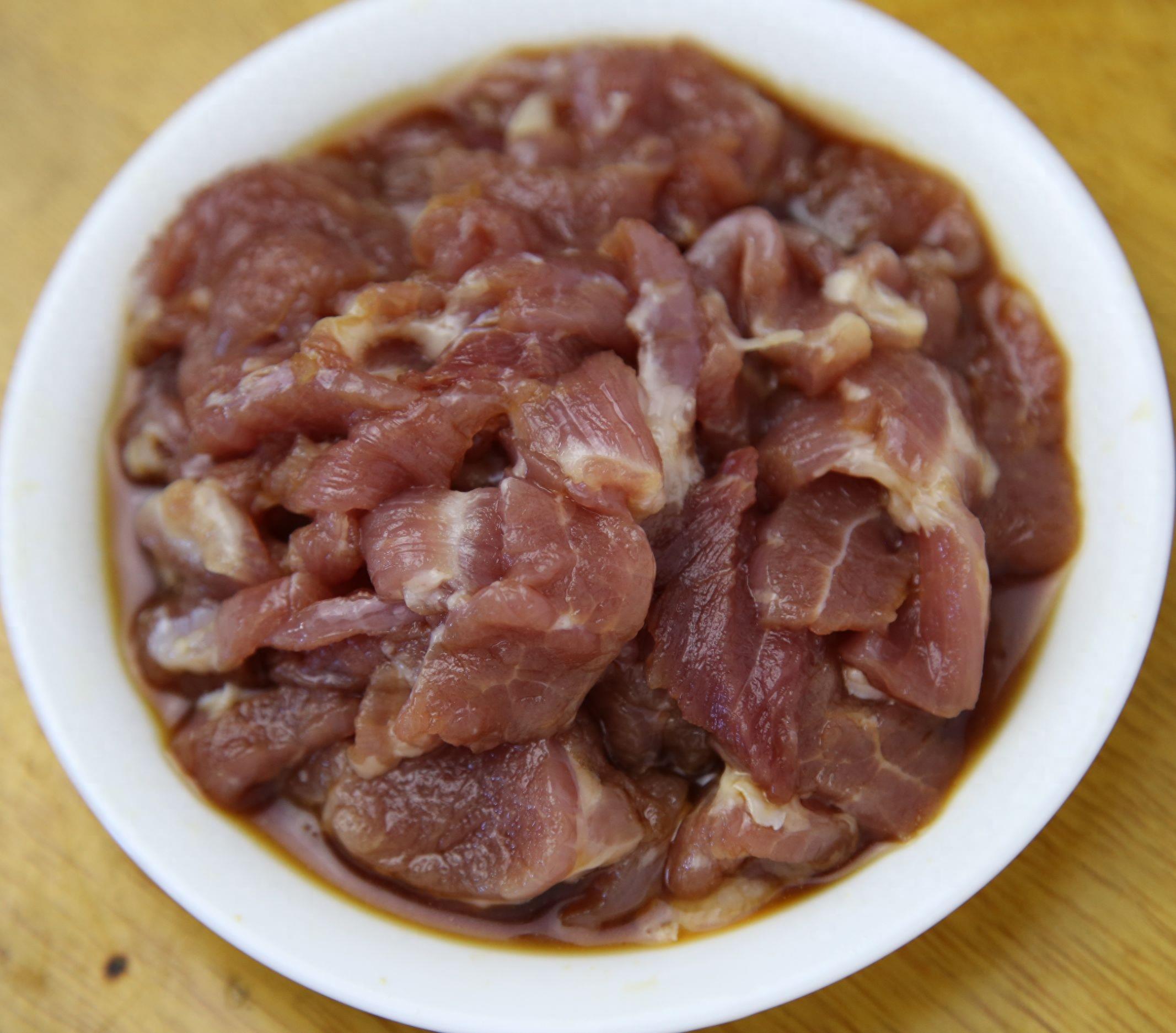 很想吃路边摊的米粉但是又怕不卫生,学会这样做再也不担心嘴馋了