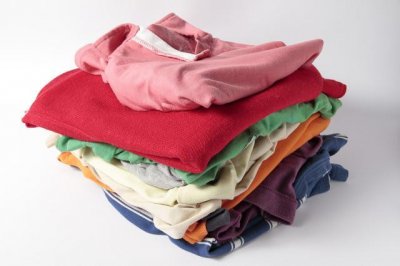 ​带大家看清旧衣服回收行业如何行骗