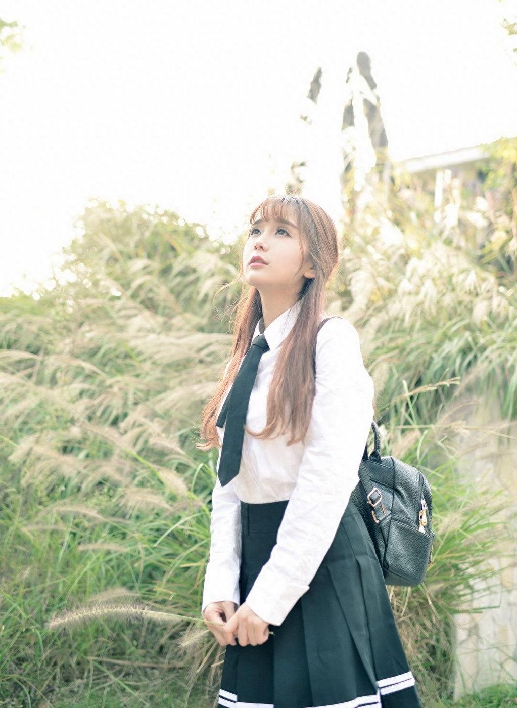 萝莉教主小九Vin 小清新写真套图