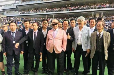 ​“洪家班”到底捧红了多少人？林正英，邹兆龙，个个名气响亮！