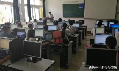 ​现在理科的女生读什么专业比较好（这7大专业很适合）