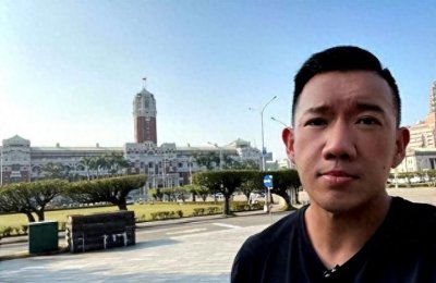 ​报应？曾经诋毁内地的“港独”艺人杜汶泽，现窜逃台湾、经济窘迫