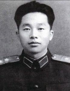 ​一连之力抵御八百日军营救卫立煌的开国中将——刘西元