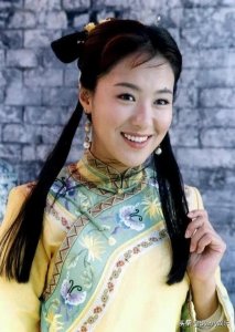 ​自带“美人痣”的5位女明星，个个柔情似水！