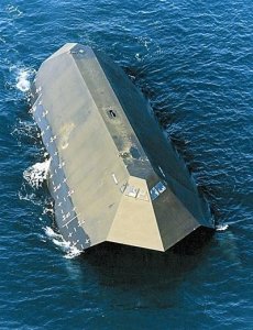 ​世界第一代科幻战舰——美国“海影号”