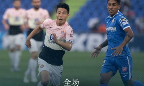 恶性球员！武磊被推搡为大局忍气吞声，对方不仅这一次辱华行为