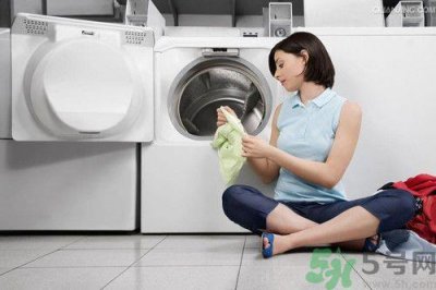 ​新衣服要不要洗了再穿？新衣服不洗可以穿吗？