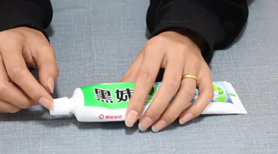 ​上火嘴角起泡怎么办小妙招学起来（嘴巴上火起泡，3个小办法效果太棒啦，知道