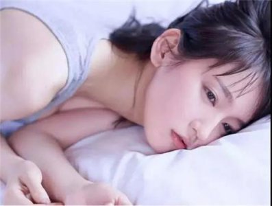 ​刚开始追女生需要天天联系吗？保持这个频率她会主动找你聊天