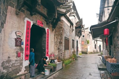 ​你是我永远都走不出来的迷宫歌词（歌词 你是我永远走不出来的迷宫）