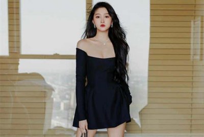 ​小黑裙搭什么鞋子好看-（黑色连衣裙搭配鞋子图片）