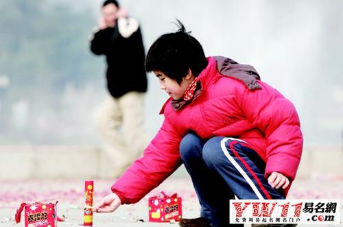 梦见放鞭炮是什么意思周公解梦（梦见放鞭炮的征兆周公解梦）