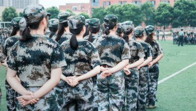 ​铁打的营盘流水的兵是什么意思