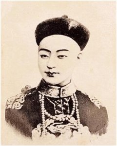 大清影像:光绪的真人照片曝光,和他的大头画像差距很大