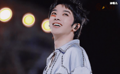 ​华晨宇张碧晨结婚？未婚生女一事平息