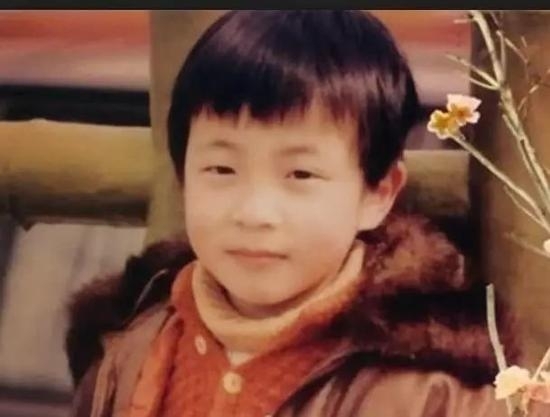 薛之谦整容对比照被曝光？薛之谦什么时候自曝做过微整？