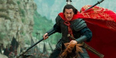 ​董卓有4位大将，吕布第一，华雄第四，那么排在第二第三的是谁？