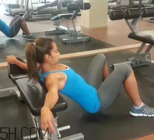 练臀冲腰疼是什么原因？练臀冲腿酸是什么原因？