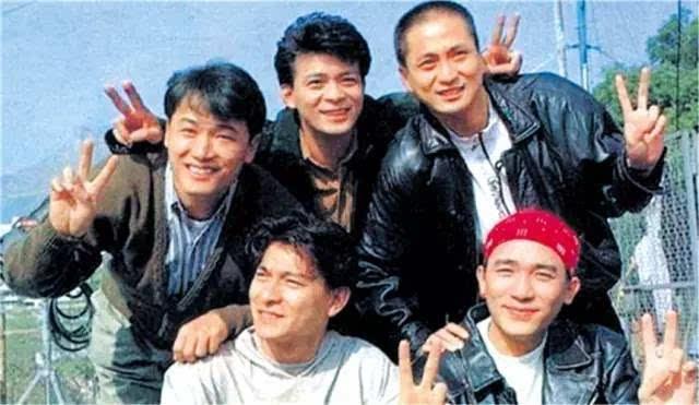 59岁汤镇业6个孩子近照曝光,花500万养的子女,今变成这般模样!