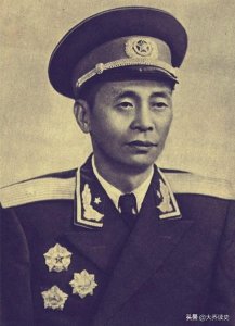 甘祖昌,从军37载,55年授少将,57年却辞官回家务农,究竟为什么