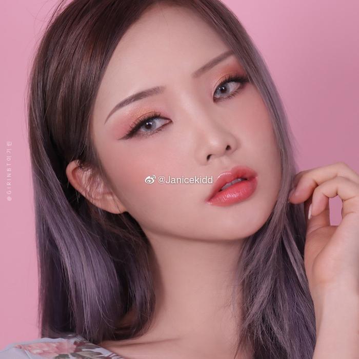 Shiseido 资生堂彩妆产品试色

- Color Gel Lip Balm 
唇膏拥有轻薄