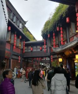 ​锦里地址，到锦里坐几号线地铁能到？