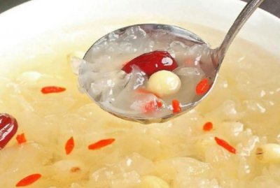 ​银耳汤是凉性的吗，银耳是寒性的食物吗？