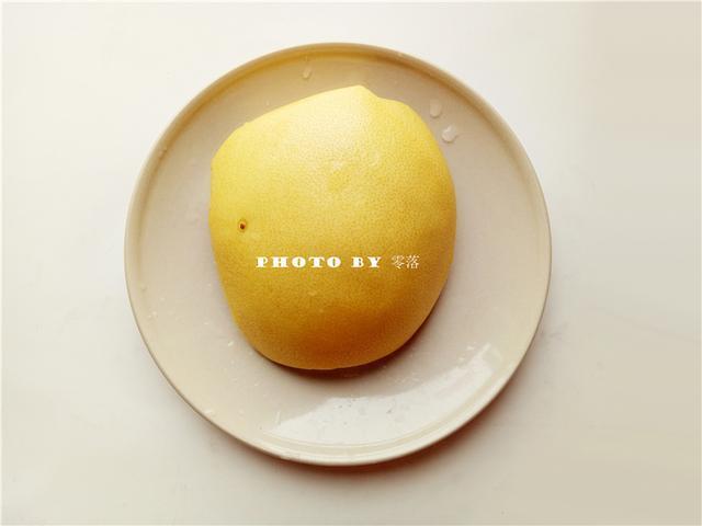 柚子皮别扔！用它代替香草精，做法简单，味道更好，还更便宜！