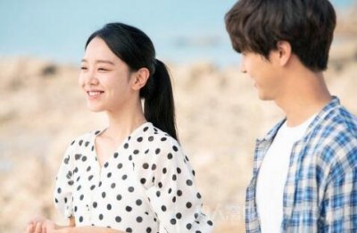 第一次见面后有戏表现,女生这些表现很有戏