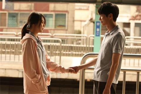 女友与亲戚发生争执,我该如何应对?