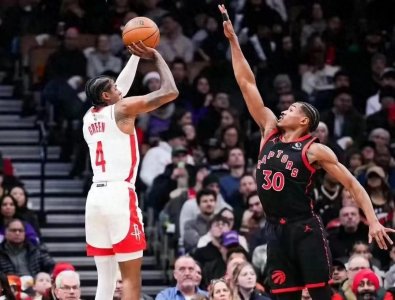 火箭客场险中求胜,114-110击败猛龙,格林满分表现引领连胜浪潮