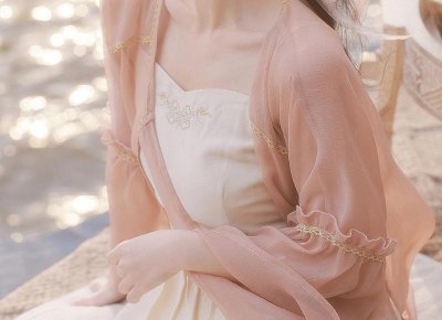 女大三抱金砖女大三十送江山女大三百送仙丹还有什么?