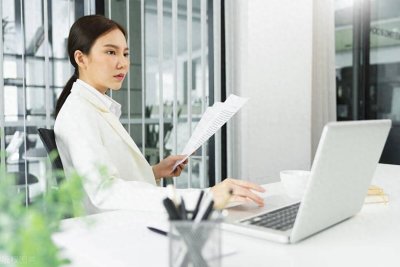 ​这或许就是穷人挣不到钱的主因，财富与开窍，如何人生开挂