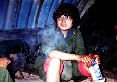 ​老山前线唯一荣立一等功的军校女生今何在：西安郊区专给农民看病