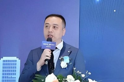 ​用庞氏骗局骗989亿元！超5万人受害，花光钱后，实控人被押解回国