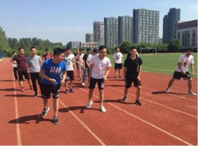 ​教育部明确：大学生体测不合格不能毕业，上大学也越来越难了