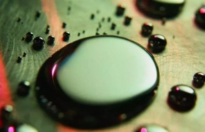 ​金属玻璃是什么？金属玻璃首饰是怎么做成的？